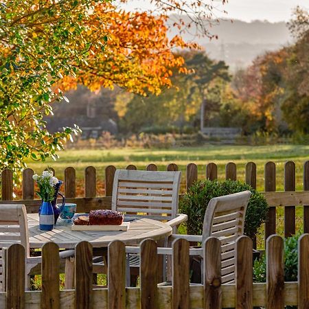 Garden Flat Near Goodwood With Stunning Views Apartamento Petersfield Exterior foto