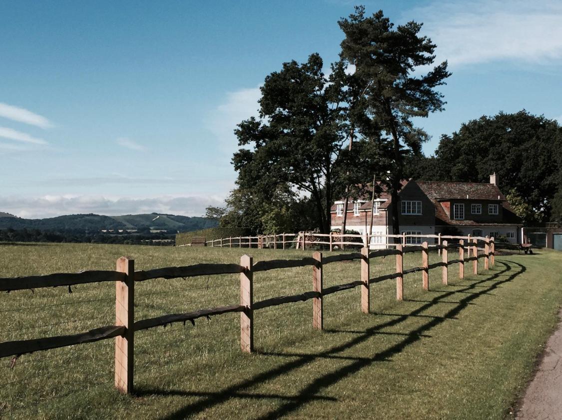 Garden Flat Near Goodwood With Stunning Views Apartamento Petersfield Exterior foto